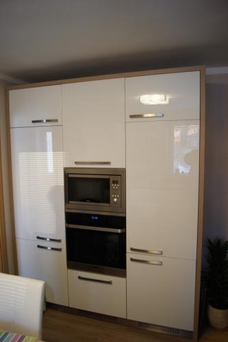 23358 Kuchynske linky big 66